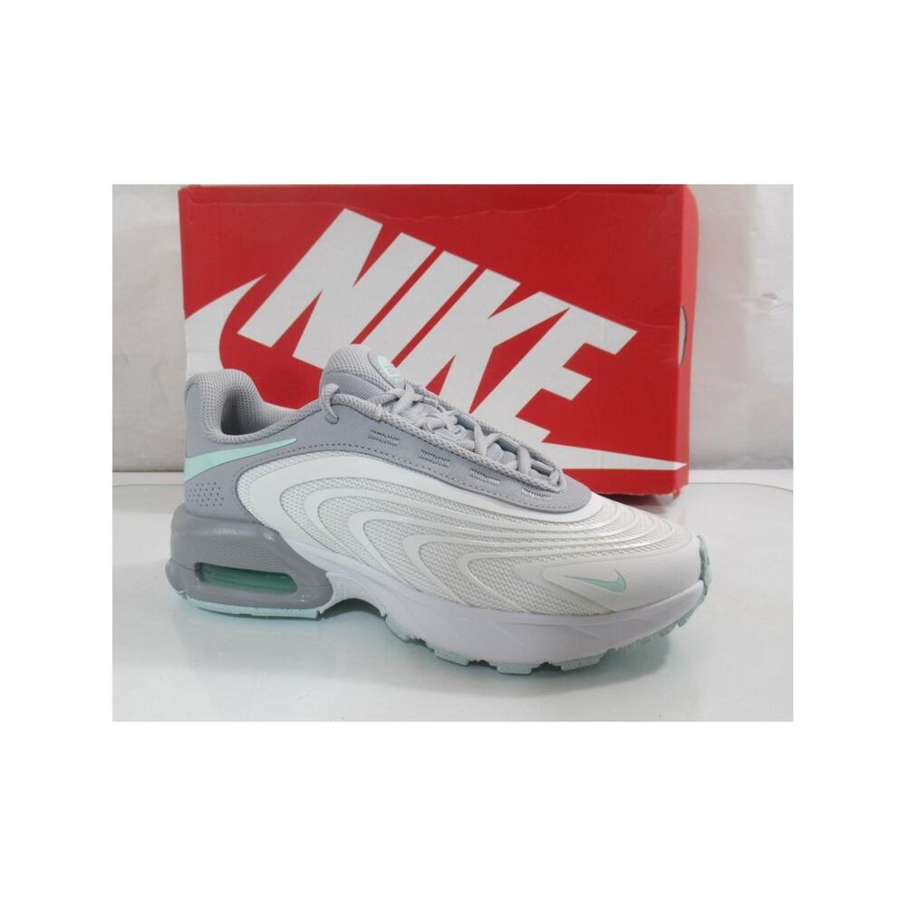 Women's Air Max Fire Running Sneakers Lace Up Summit White / Mint Foam Size 7